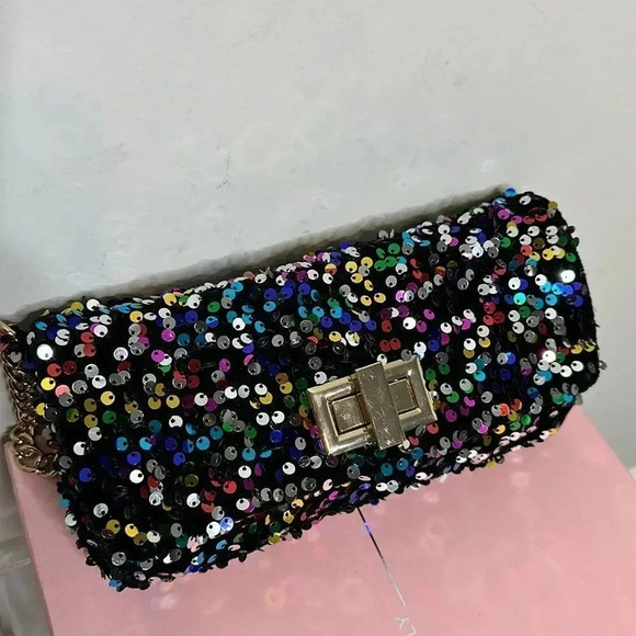 Sequined Shoulder Bag - Picture 3 of 7